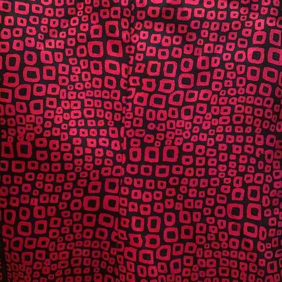 Calvin Klein red silk top - Picture 4 of 4